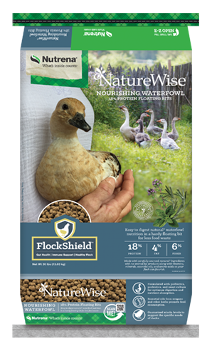 Nutrena® NatureWise® Nourishing Waterfowl 18% Protein Floating Bits (30 lb)